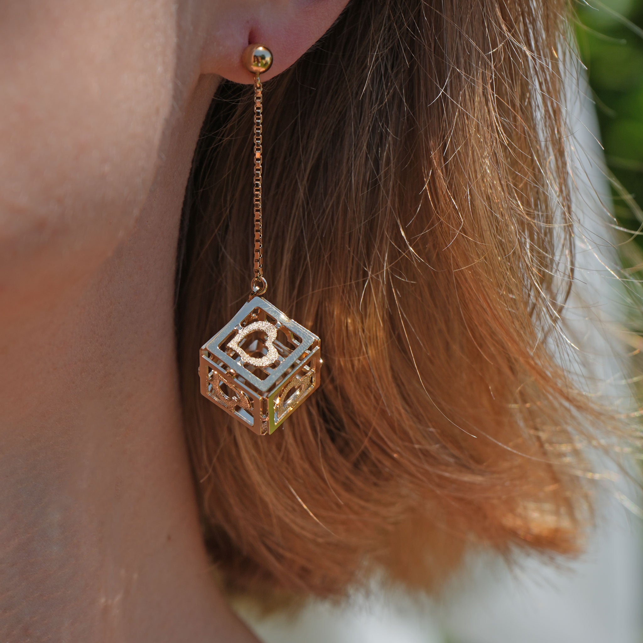 Kubo Libre - orecchini pendente cubo con cuore