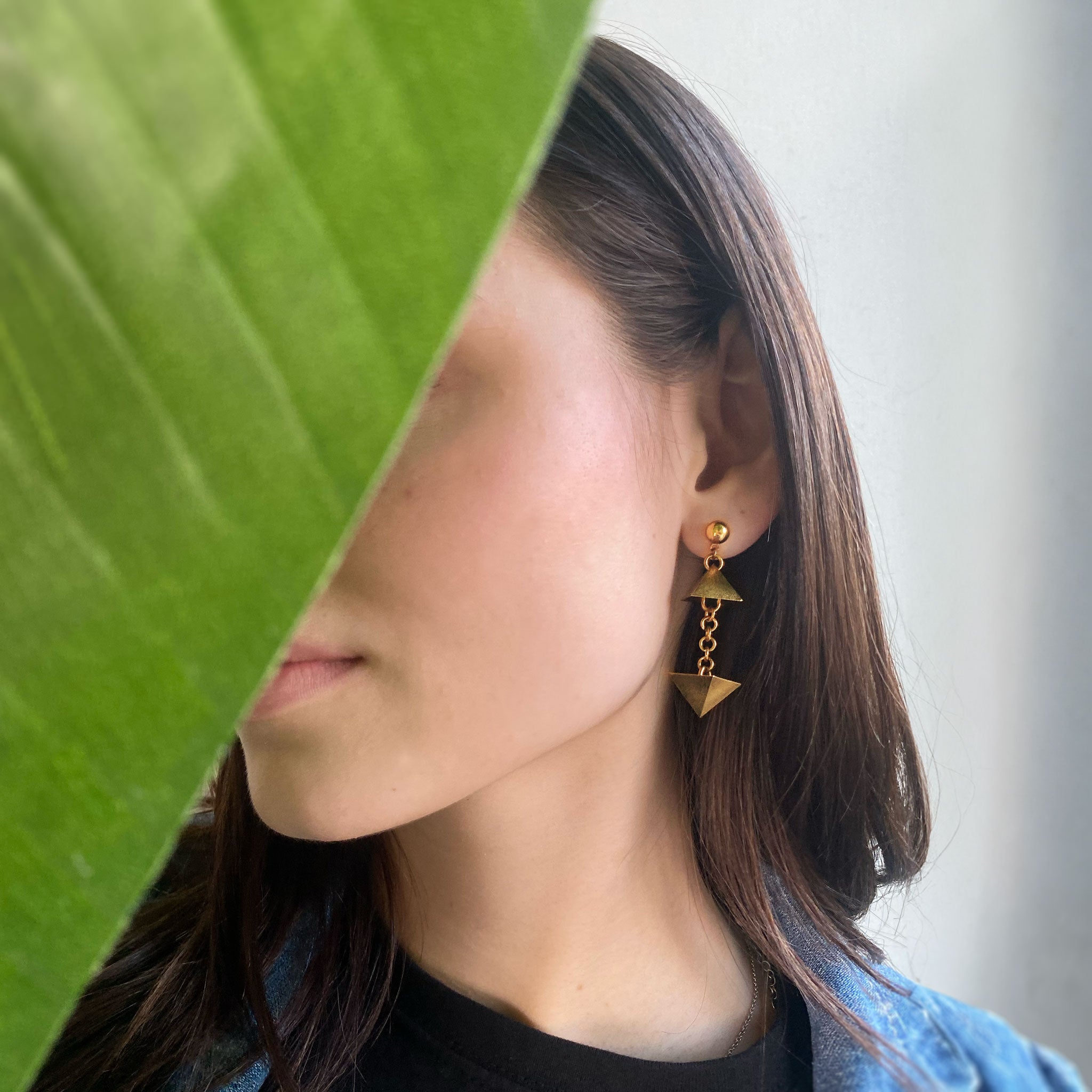 Ilija - Orecchino poliedrico piramide